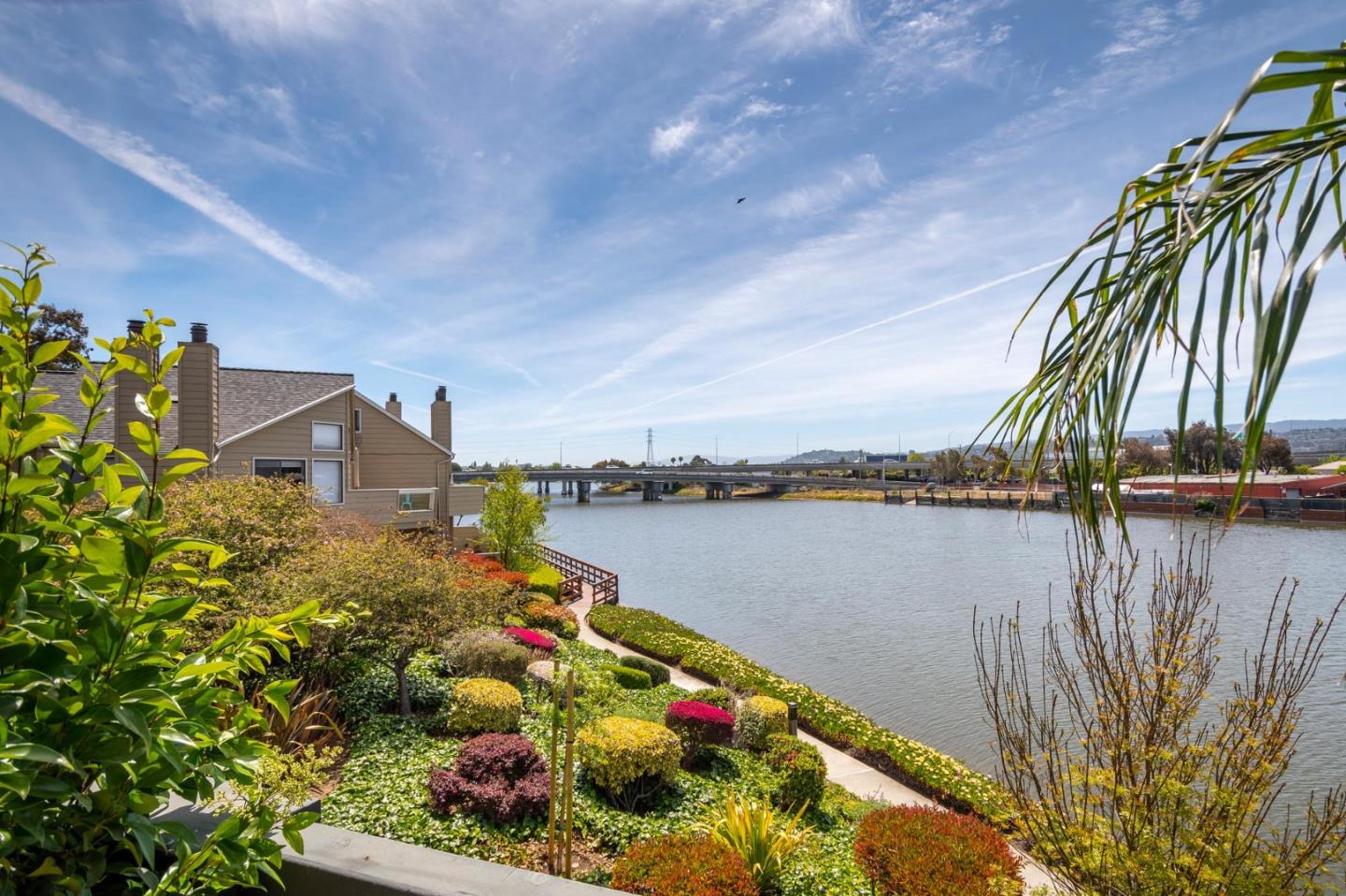 Detail Gallery Image 1 of 1 For 1116 Shoreline Dr, San Mateo,  CA 94404 - 2 Beds | 2 Baths