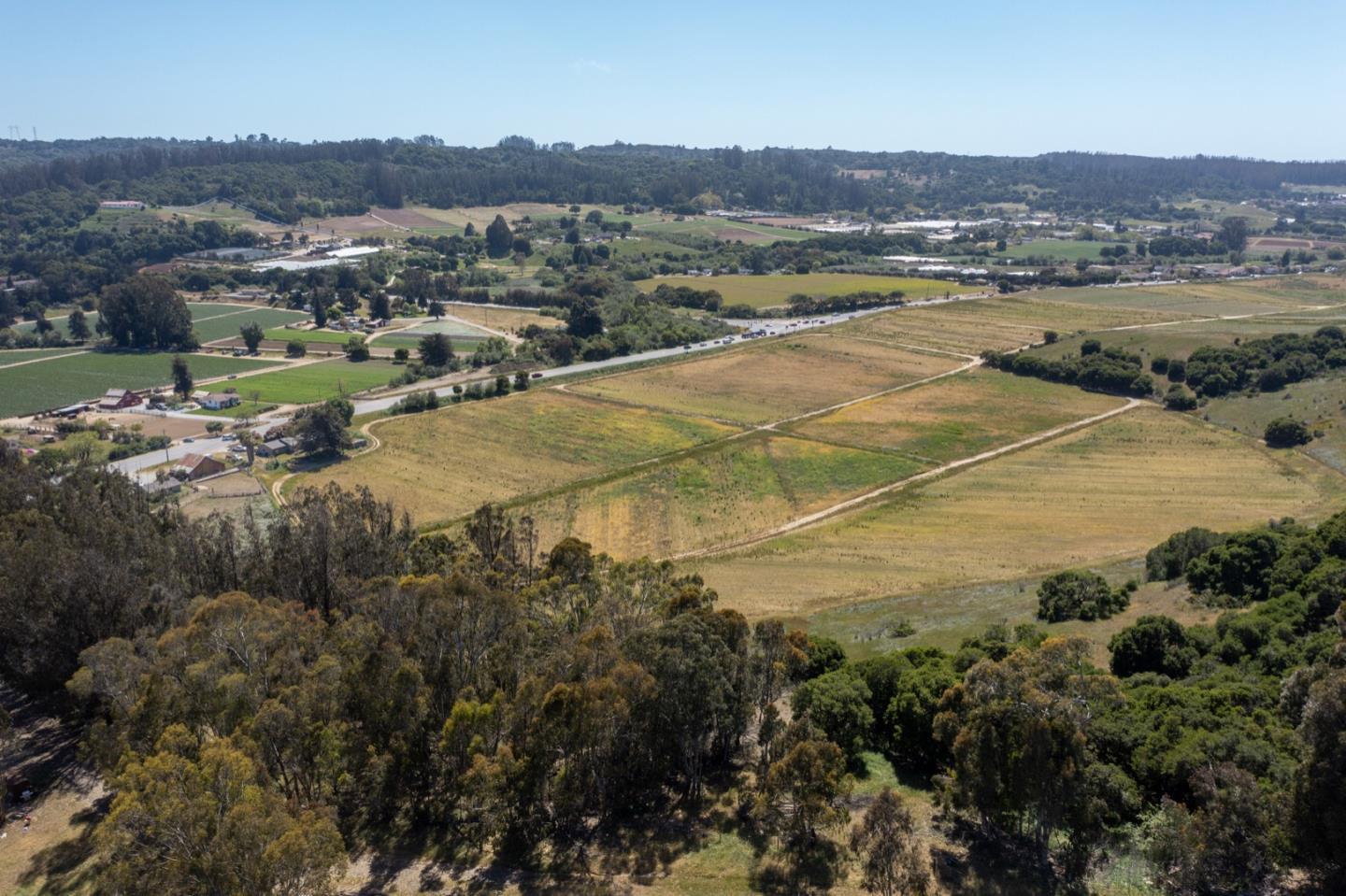 955 & 970 Hall Road, ROYAL OAKS, California 95076, ,Lots And Land,For Sale,Hall Road,40964571