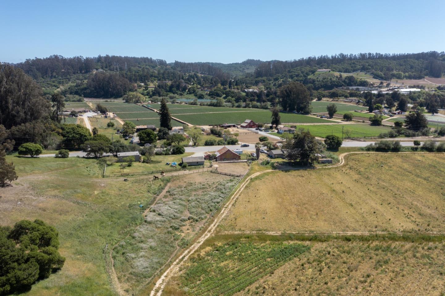 955 & 970 Hall Road, ROYAL OAKS, California 95076, ,Lots And Land,For Sale,Hall Road,40964571