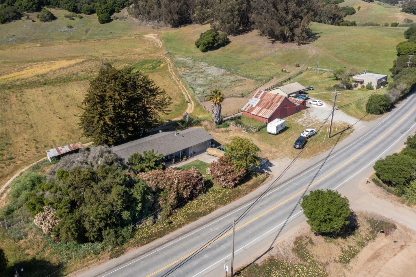 955 & 970 Hall Road, ROYAL OAKS, California 95076, ,Lots And Land,For Sale,Hall Road,40964571
