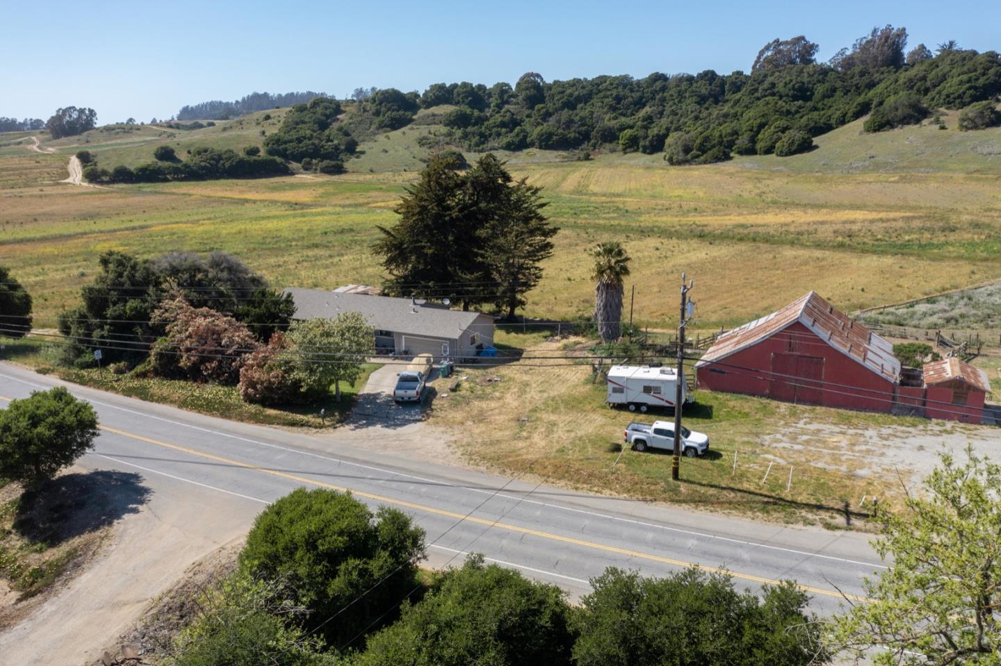 955 & 970 Hall Road, ROYAL OAKS, California 95076, ,Lots And Land,For Sale,Hall Road,40964571