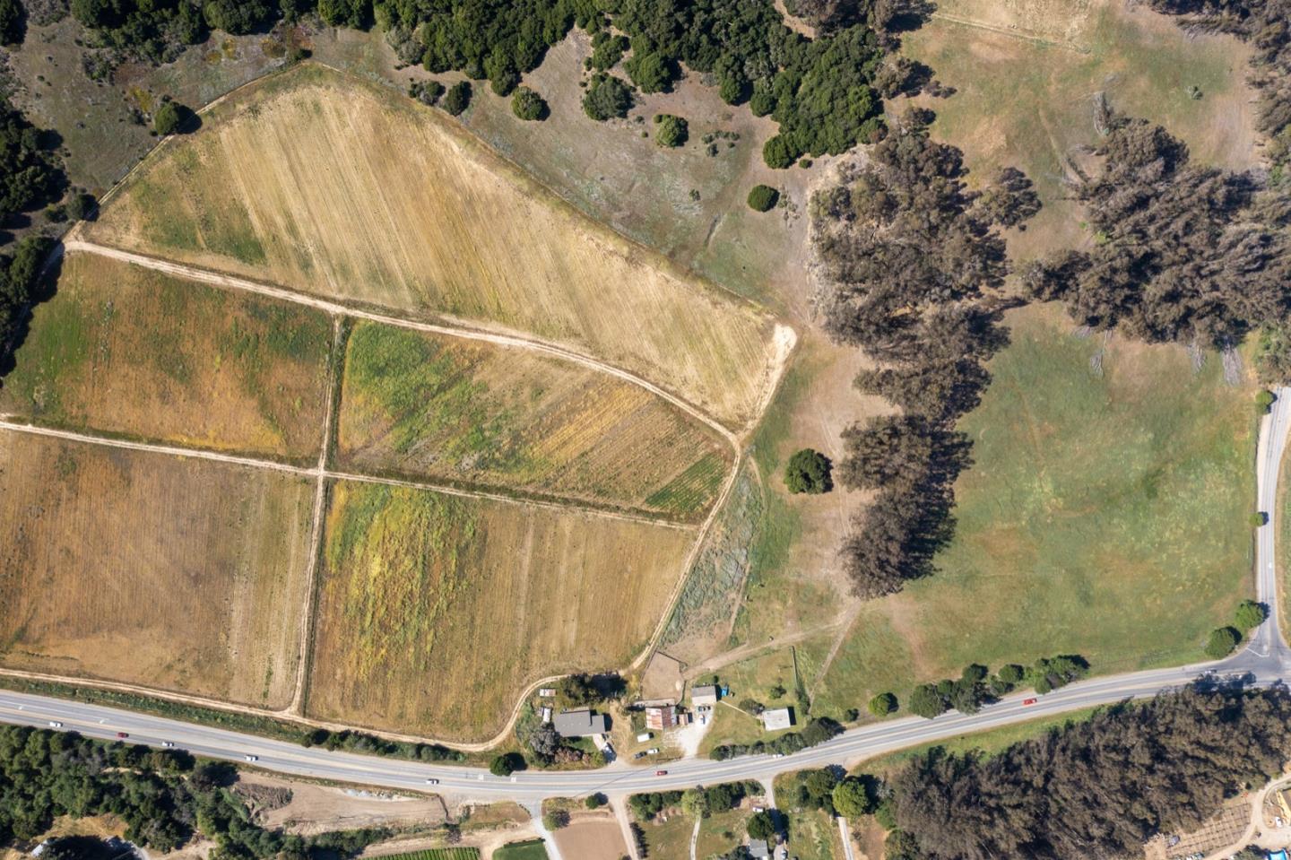 955 & 970 Hall Road, ROYAL OAKS, California 95076, ,Lots And Land,For Sale,Hall Road,40964571