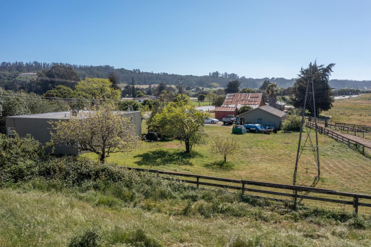 955 & 970 Hall Road, ROYAL OAKS, California 95076, ,Lots And Land,For Sale,Hall Road,40964571
