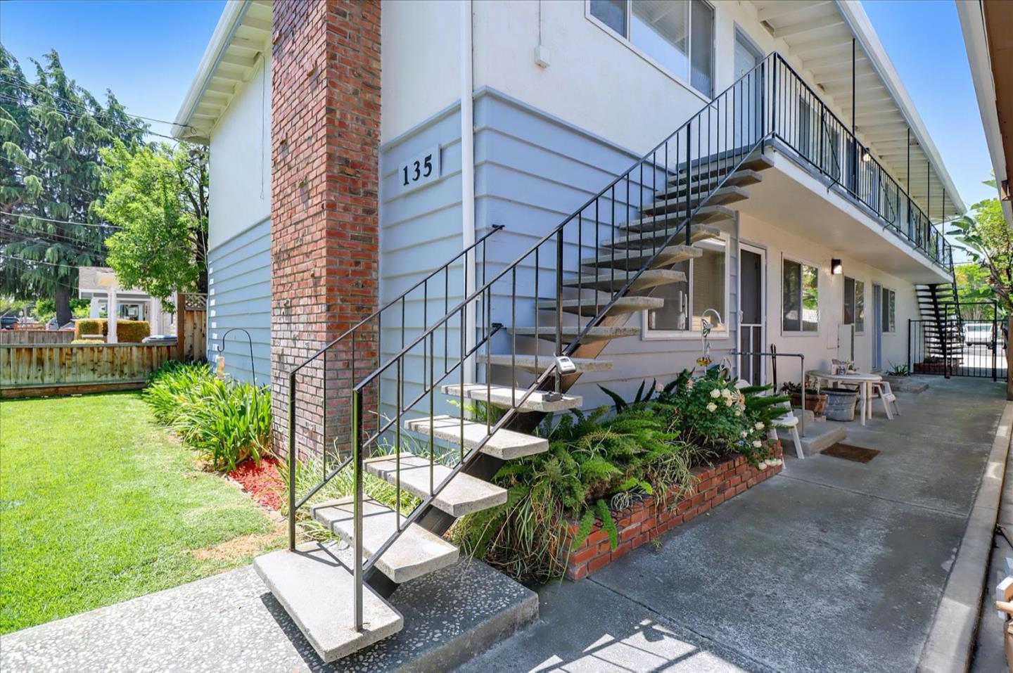 135 Morrison Avenue, SAN JOSE, California 95126, ,Comm Ri Multi-units 5+,For Sale,Morrison Avenue,ML81844309