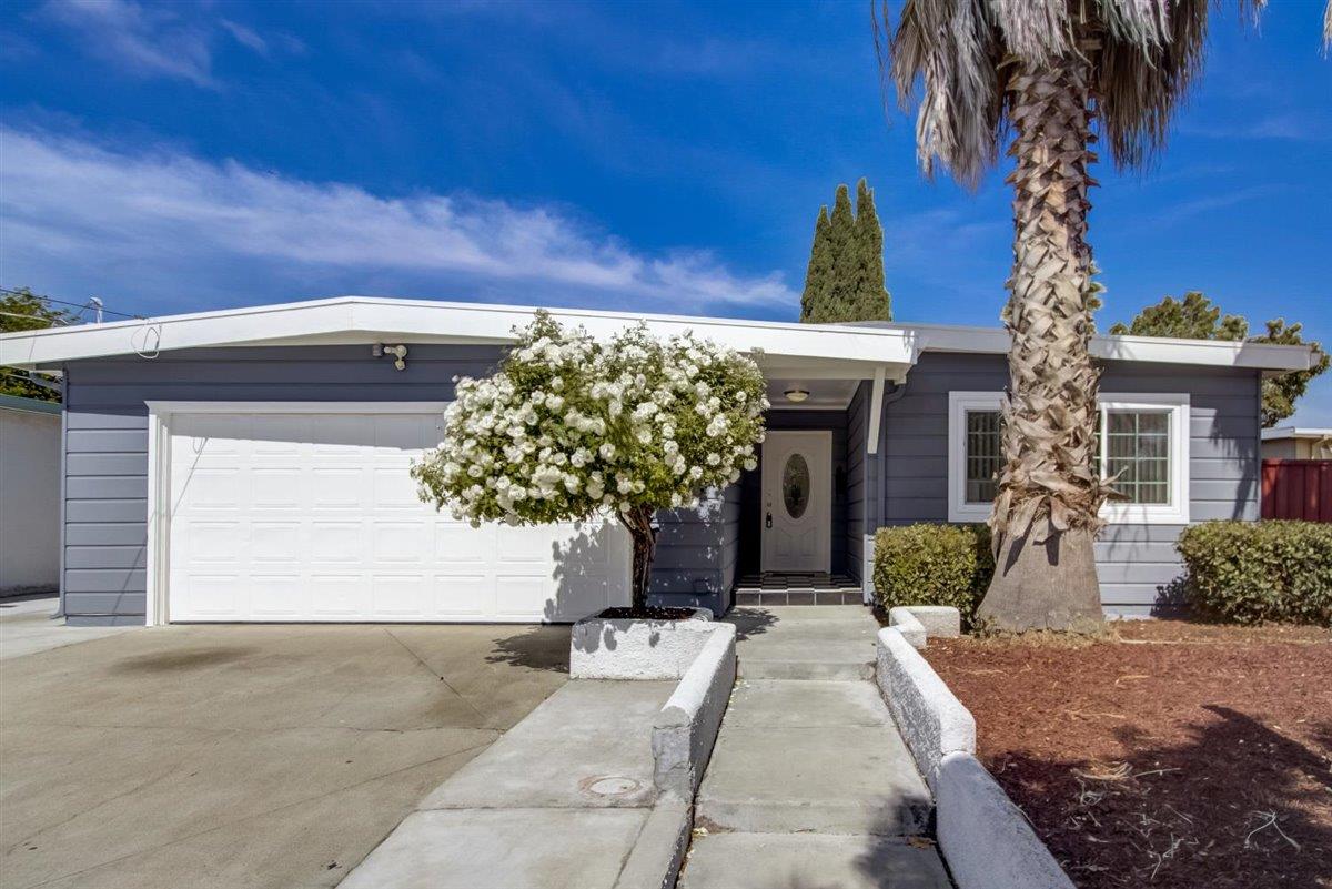 Detail Gallery Image 1 of 1 For 42758 Charleston Way, Fremont,  CA 94538 - 3 Beds | 2 Baths