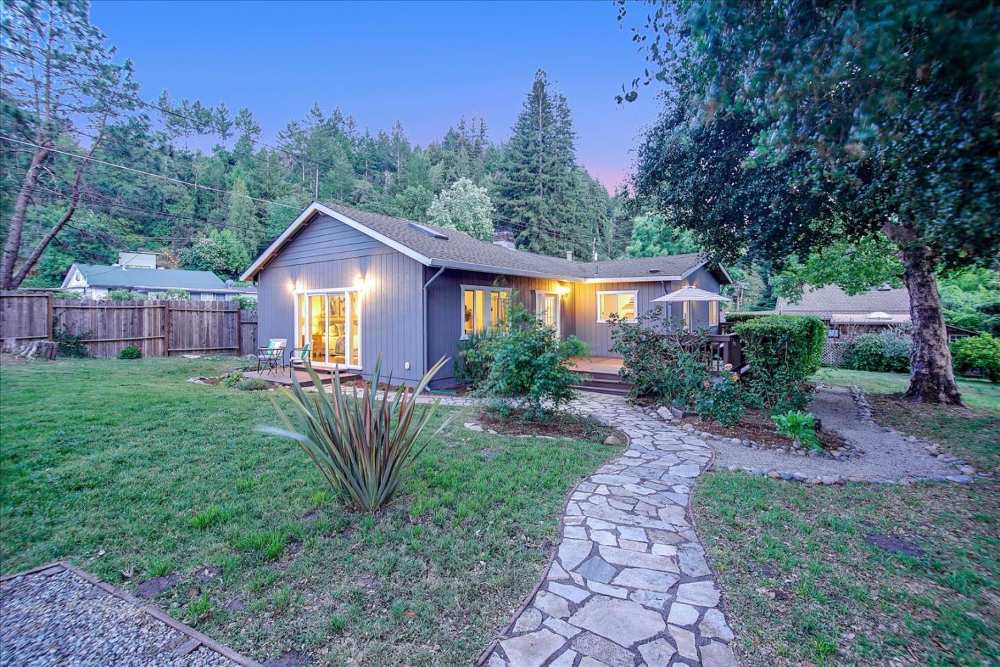 Detail Gallery Image 1 of 1 For 8385 Glen Arbor Rd, Ben Lomond,  CA 95005 - 3 Beds | 2 Baths