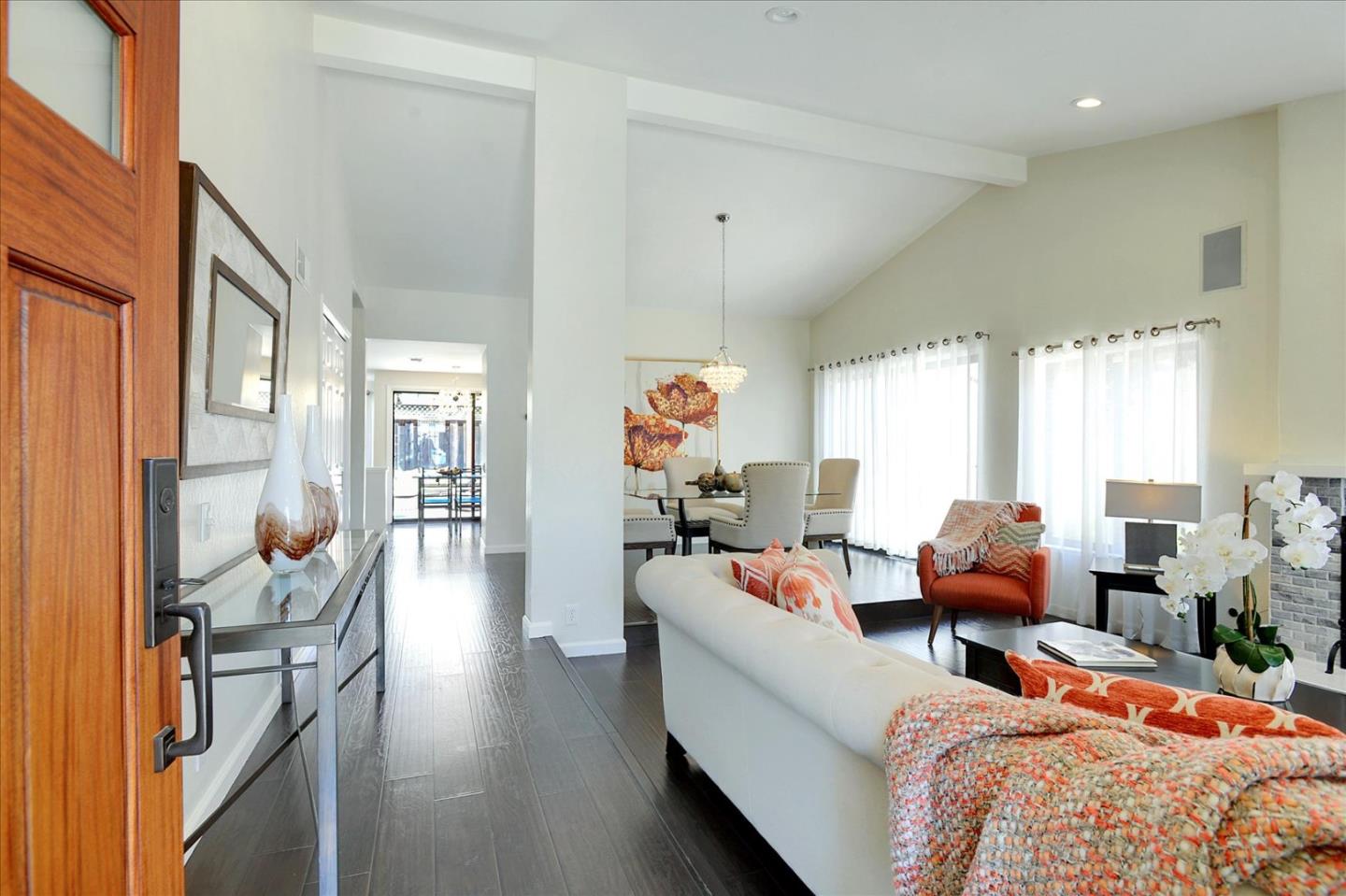 Detail Gallery Image 1 of 1 For 1 Barcelona Cir, Redwood Shores,  CA 94065 - 3 Beds | 2/1 Baths