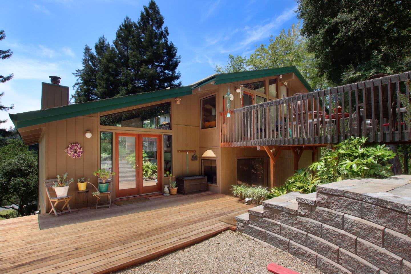 17 Pleasant Heights Dr, Aptos, CA 95003 3 Beds 2 Baths (Sold