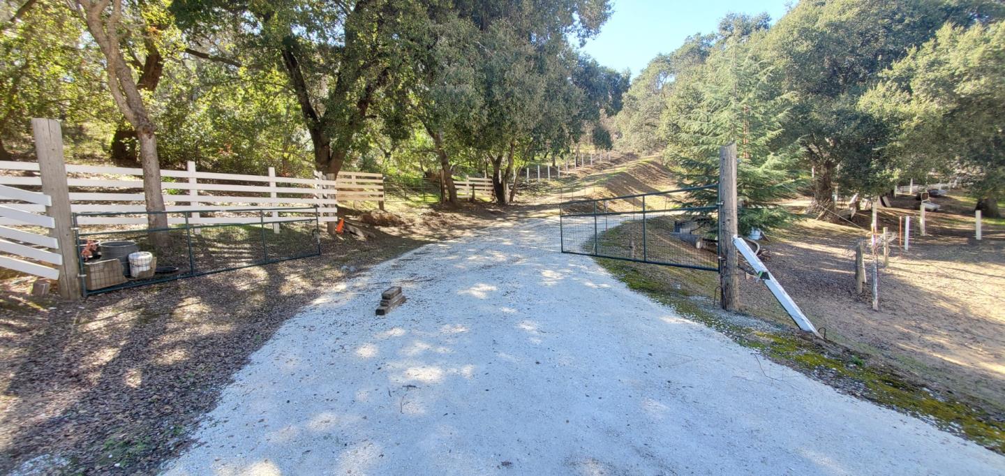 0 Cienega Road, HOLLISTER, California 95023, ,Lots And Land,For Sale,Cienega Road,40964638