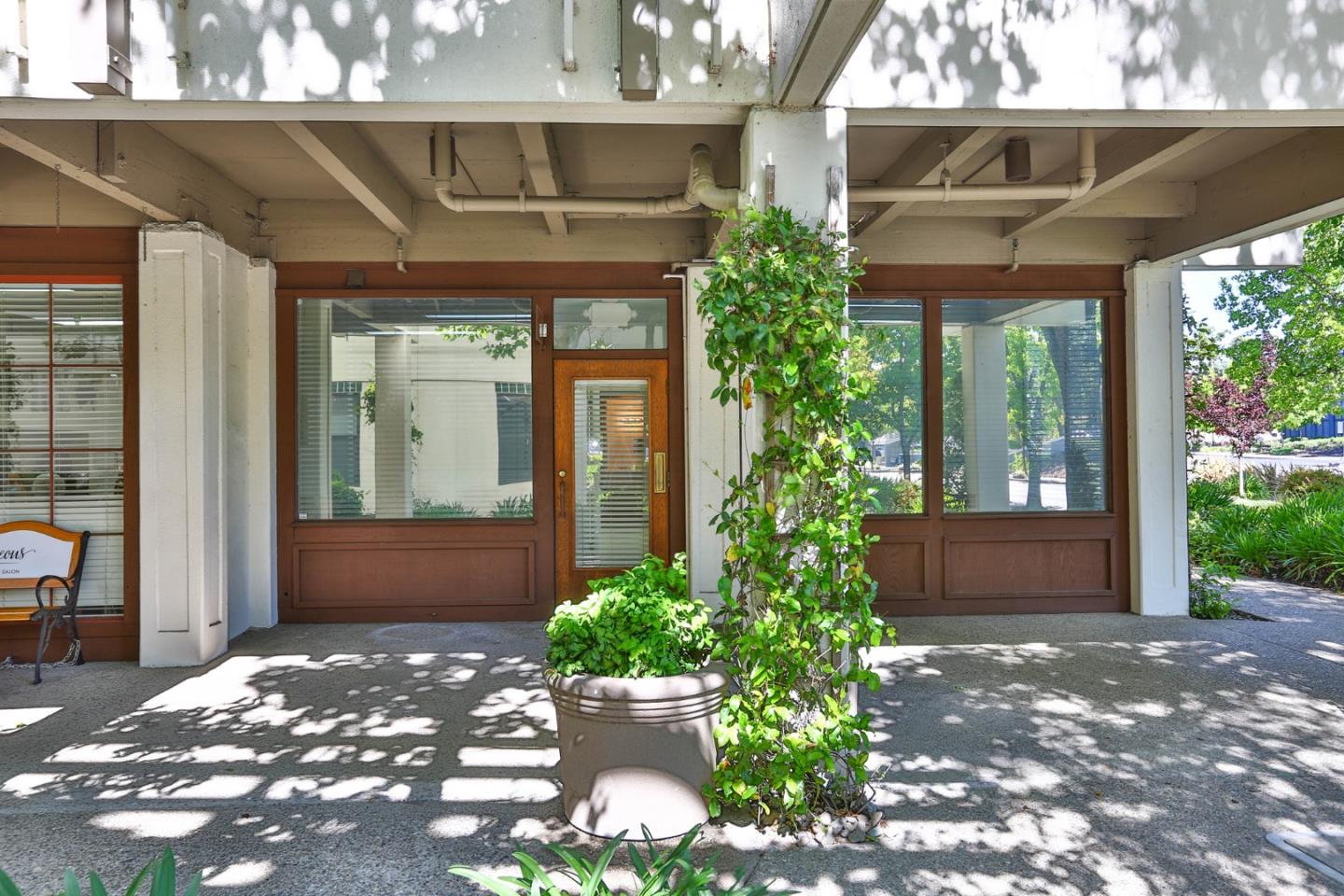101 Gregory Lane, PLEASANT HILL, California 94523, ,Comm Industrial For Sale,For Sale,Gregory Lane,40964646
