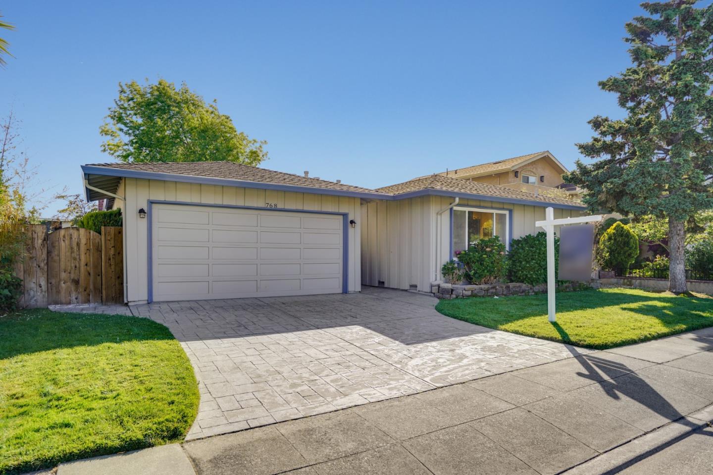 Detail Gallery Image 1 of 1 For 768 Niantic Dr, Foster City,  CA 94404 - 5 Beds | 2 Baths