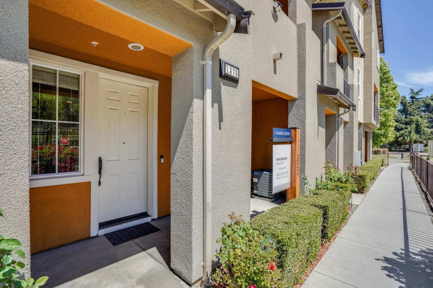 Detail Gallery Image 1 of 1 For 1378 Nestwood Way, Milpitas,  CA 95035 - 3 Beds | 3/1 Baths
