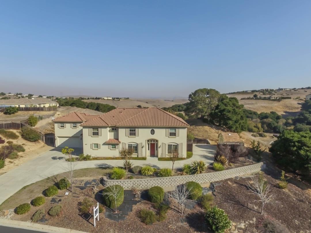 779 Avenida Del Piero, San Juan Bautista, CA 95045 6 Beds 5 Baths