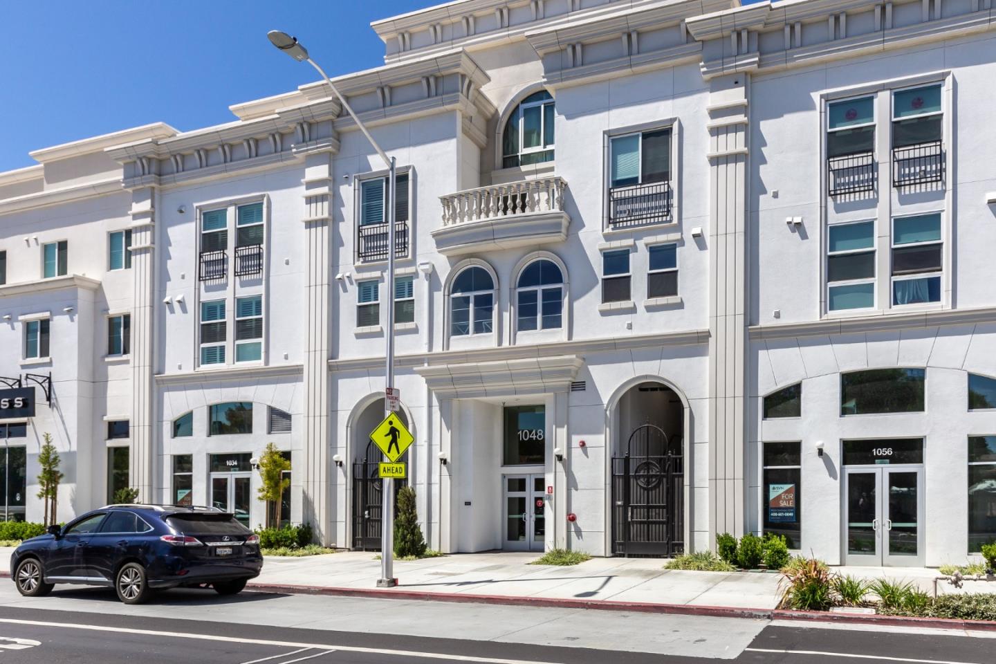 Detail Gallery Image 1 of 1 For 1048 Monroe St #322,  Santa Clara,  CA 95050 - 3 Beds | 3 Baths