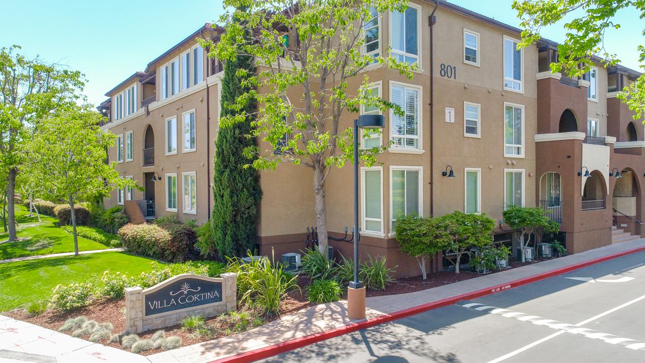 Detail Gallery Image 1 of 1 For 801 S Winchester Blvd #2205,  San Jose,  CA 95128 - 3 Beds | 2 Baths