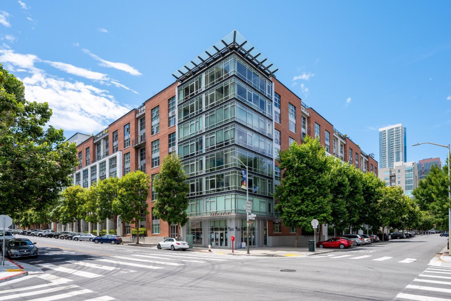 Detail Gallery Image 1 of 1 For 200 Brannan St #314,  San Francisco,  CA 94107 - 1 Beds | 1 Baths