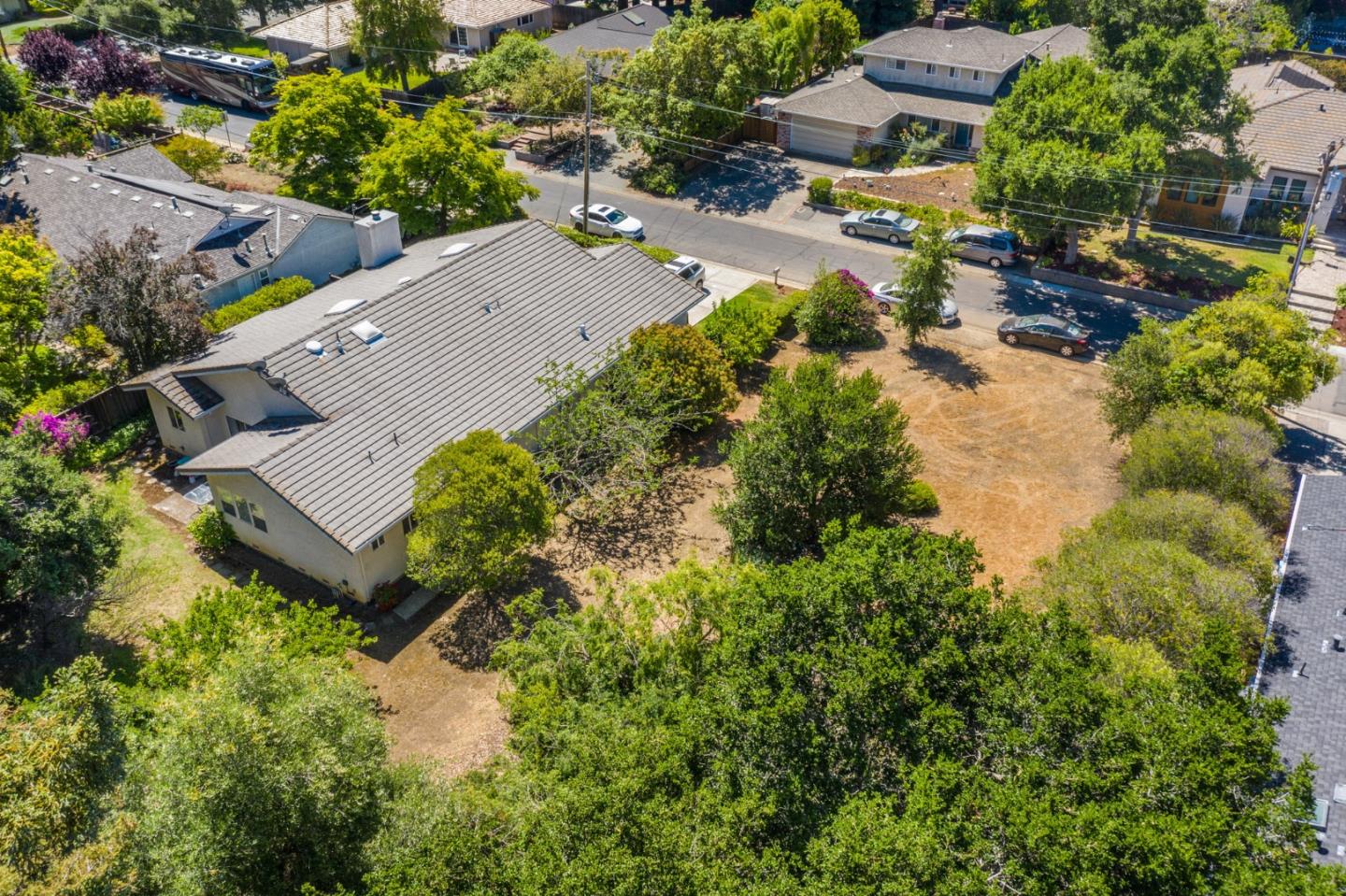 775 Edge Lane, LOS ALTOS, California 94024, ,Lots And Land,For Sale,Edge Lane,40964680