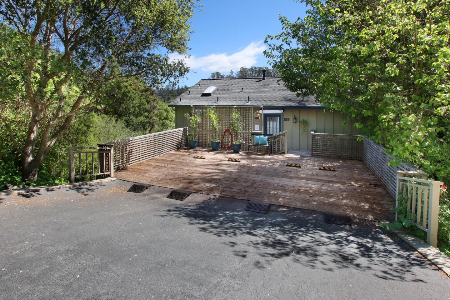 Detail Gallery Image 1 of 1 For 833 Loma Prieta Dr, Aptos,  CA 95003 - 3 Beds | 2/1 Baths