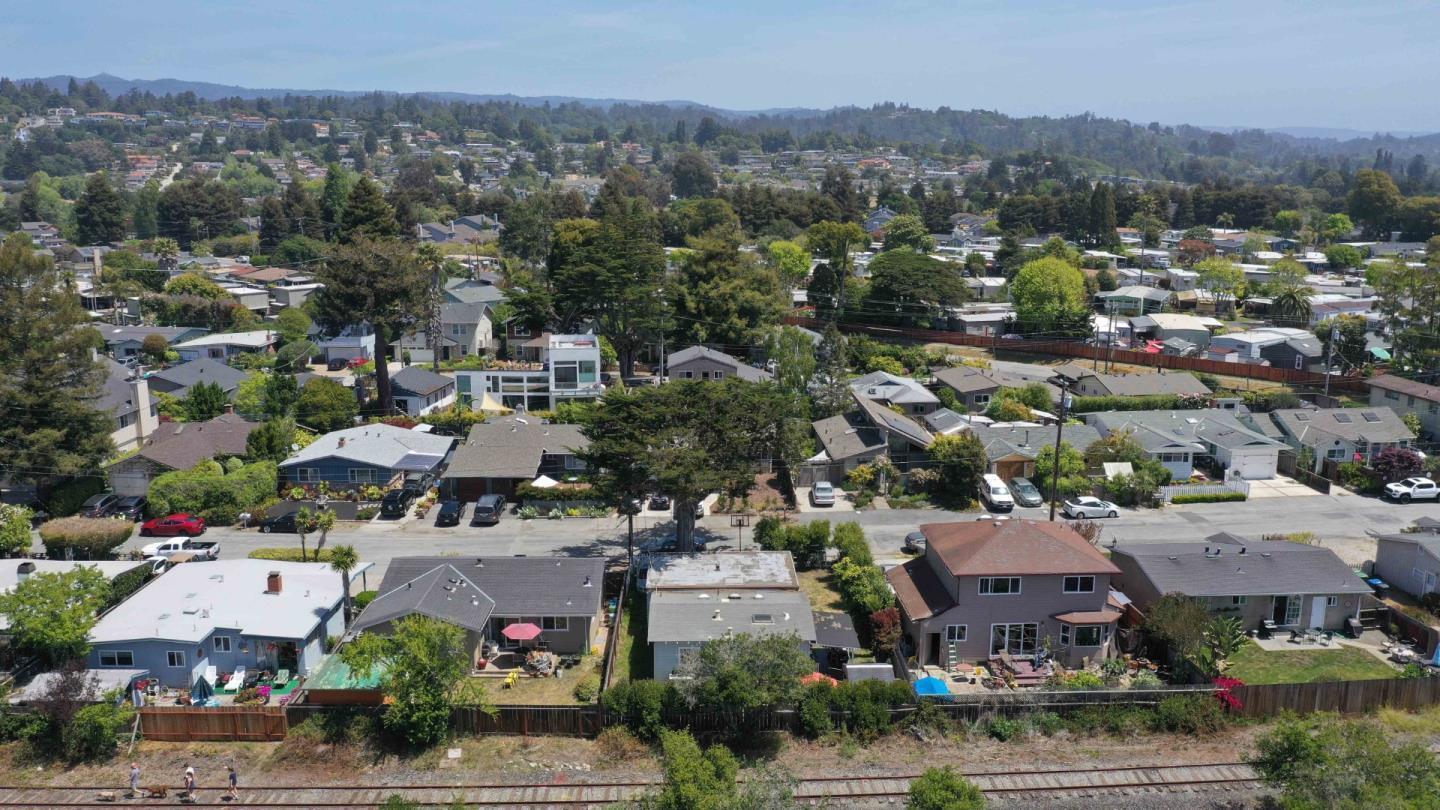 513 Pine Street, APTOS, California 95003, ,Lots And Land,For Sale,Pine Street,40965201