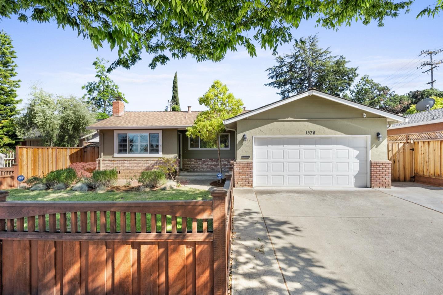 1576 Blossom Hill Rd, San Jose, CA 95118 4 Beds 2 Baths (Sold