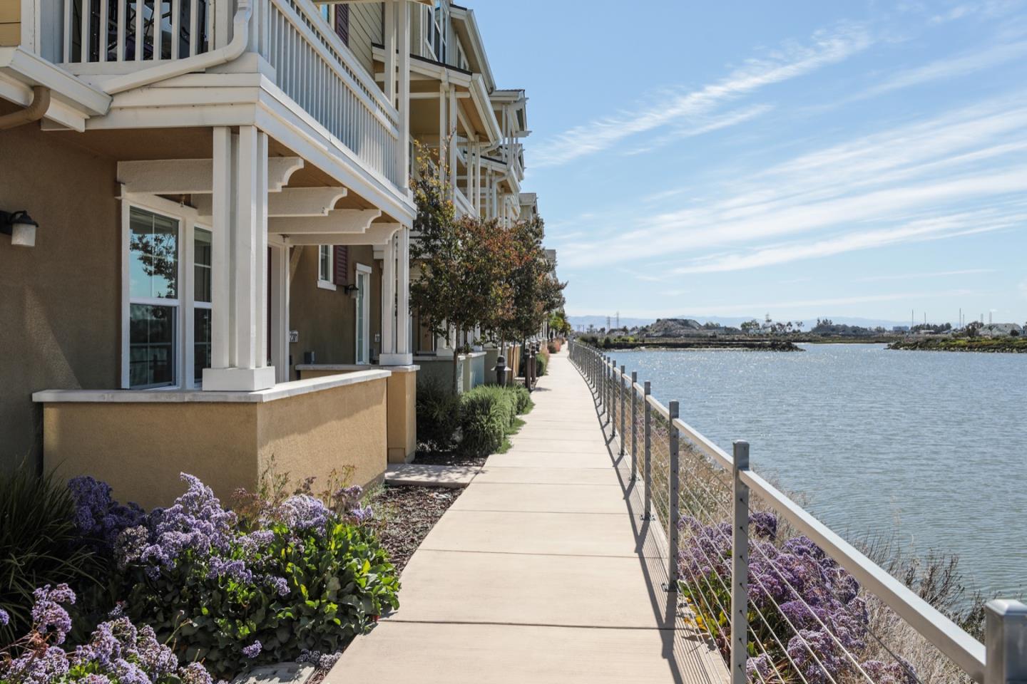 Detail Gallery Image 1 of 1 For 654 Sea Anchor Dr #2301,  Redwood City,  CA 94063 - 4 Beds | 3/1 Baths