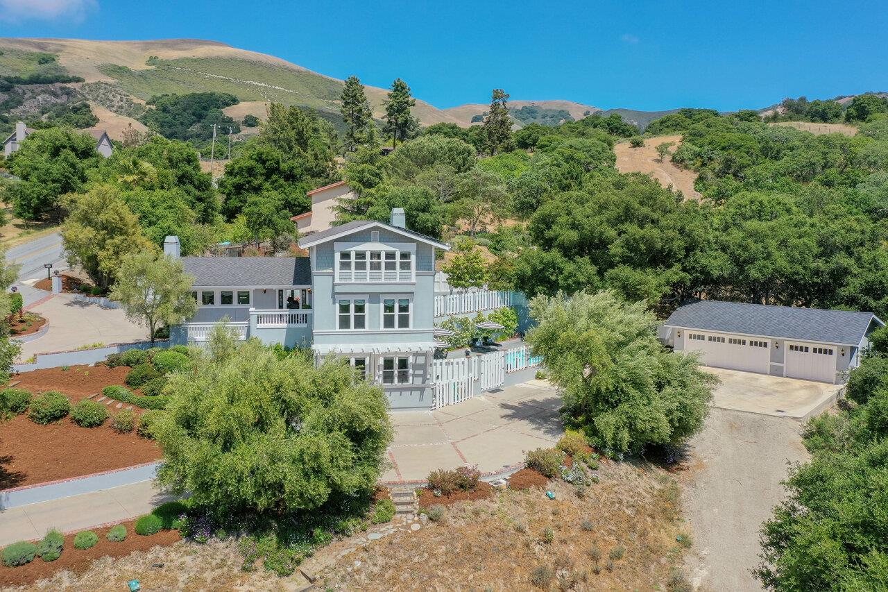 320 San Benancio Rd, Salinas, CA 93908 5 Beds 5/1 Baths (Sold