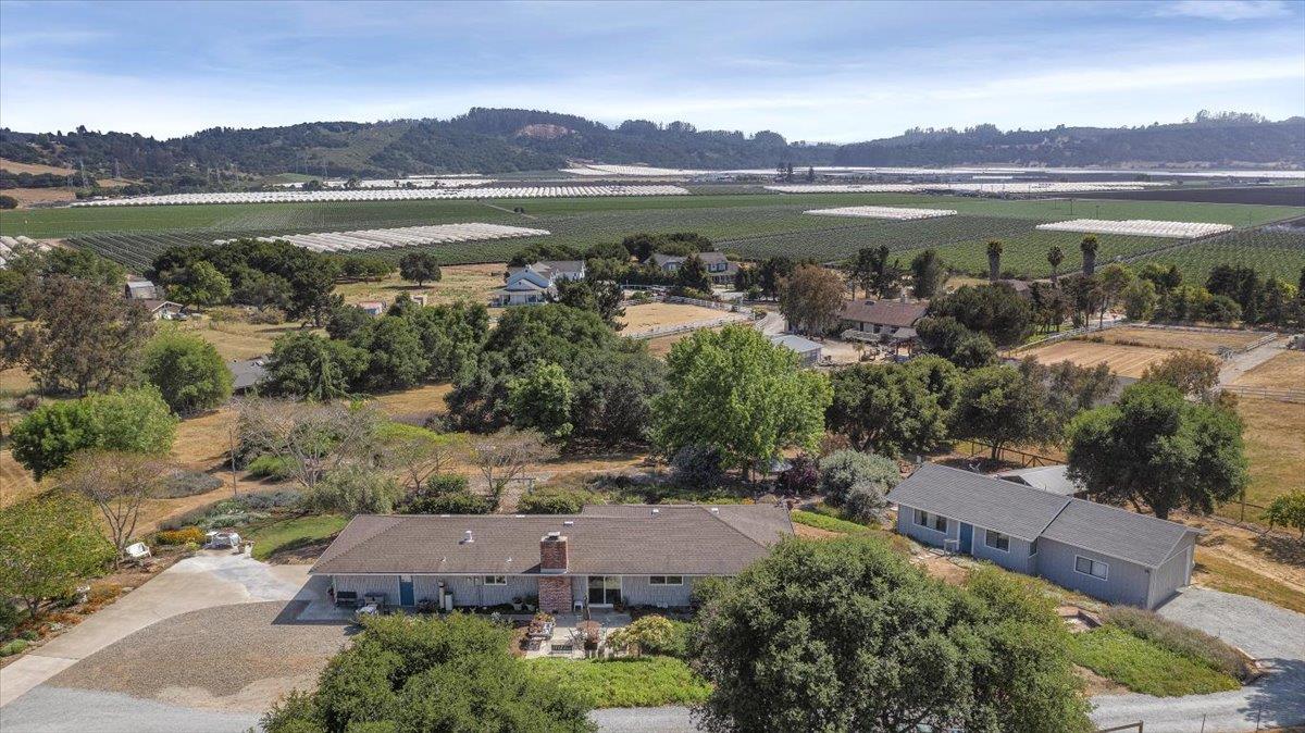 861 Rebecca Cir, Aromas, CA 95004 3 Beds 2 Baths (Sold) ML81846263 MLSL