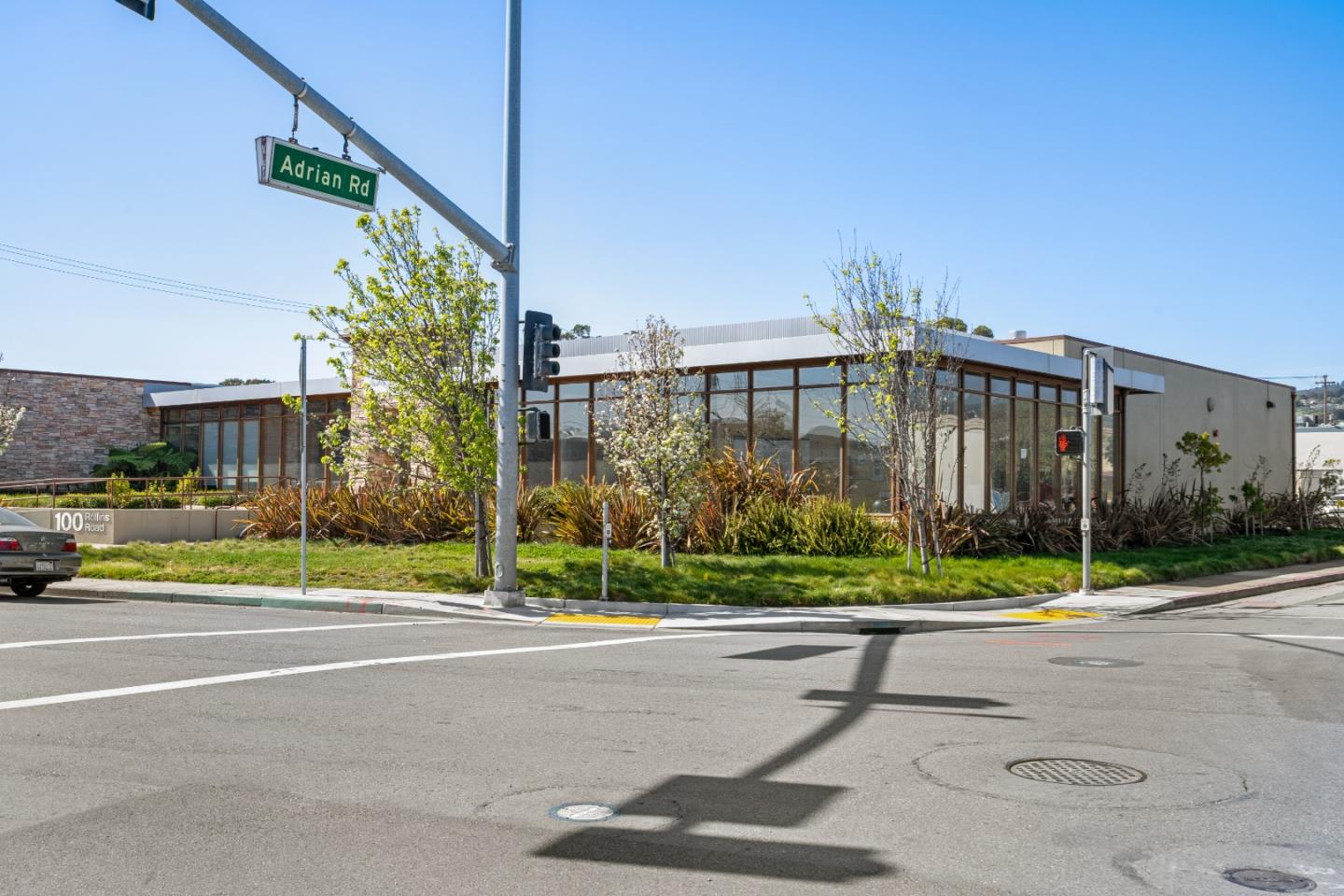 100 Rollins Road, MILLBRAE, California 94030, ,Comm Industrial For Lease,For Rent,Rollins Road,40964794