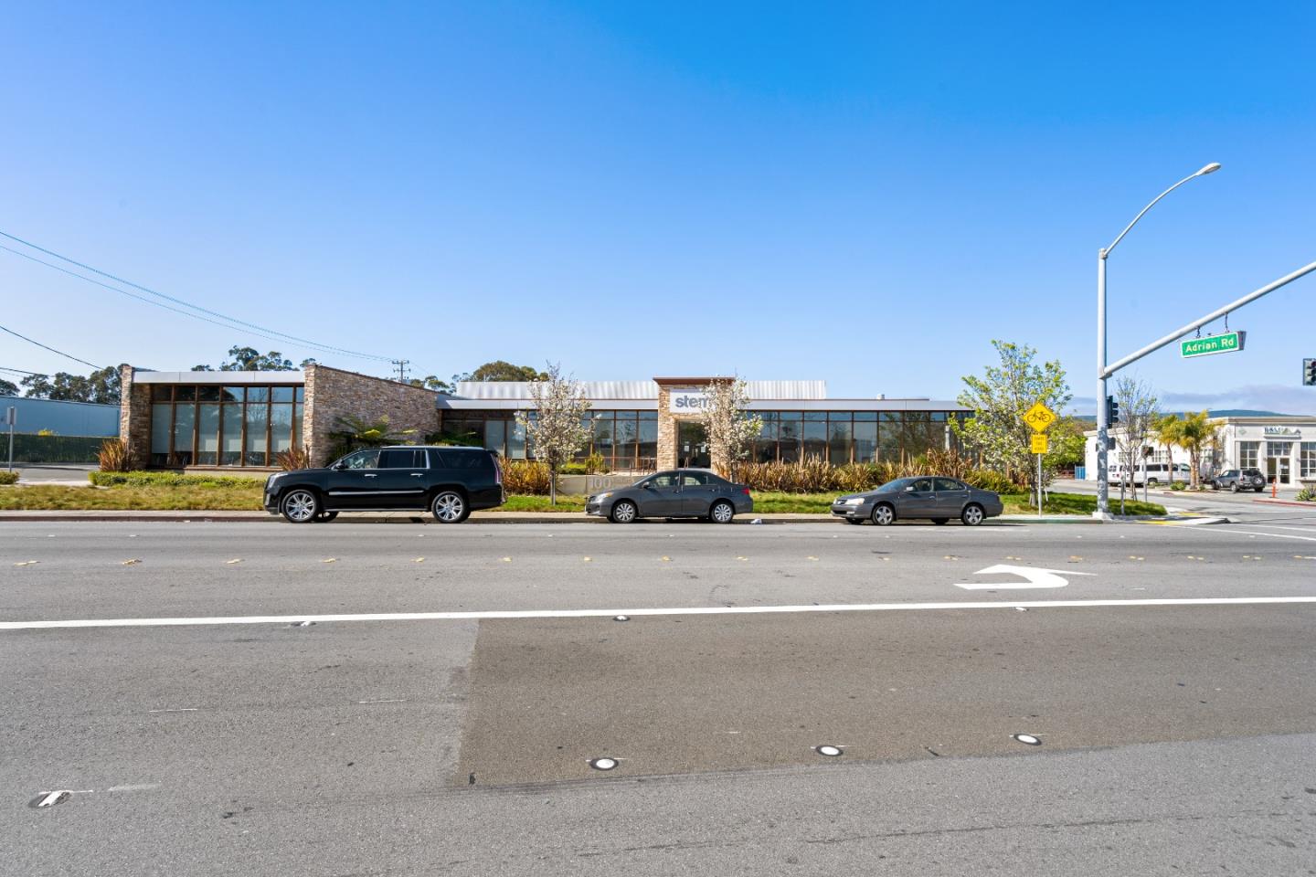 100 Rollins Road, MILLBRAE, California 94030, ,Comm Industrial For Lease,For Rent,Rollins Road,40964794