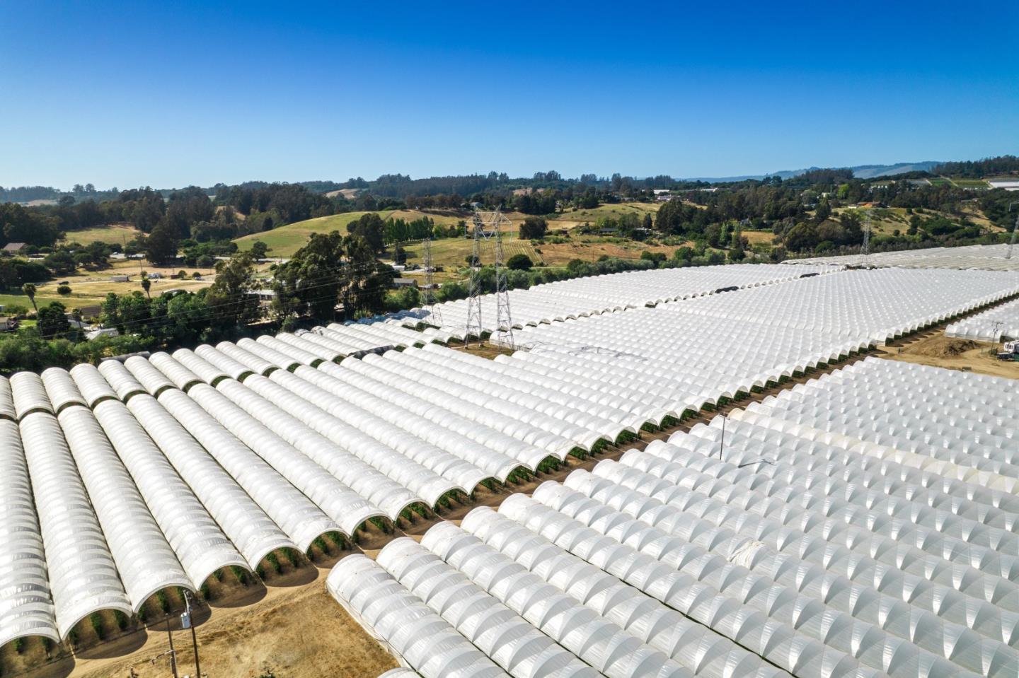 135 Maher Road, ROYAL OAKS, California 95076, ,Comm Industrial For Sale,For Sale,Maher Road,40964745