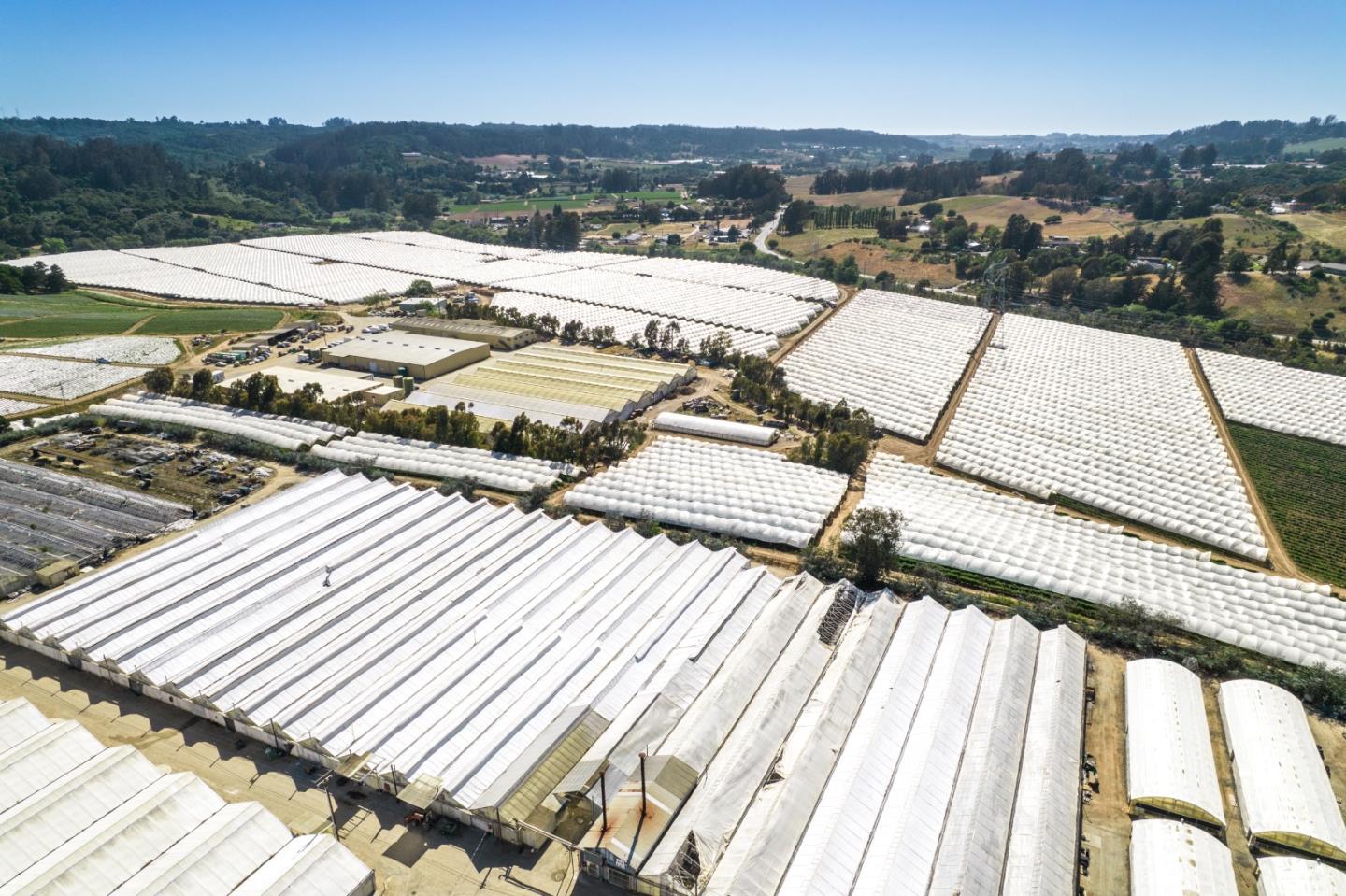135 Maher Road, ROYAL OAKS, California 95076, ,Comm Industrial For Sale,For Sale,Maher Road,40964745