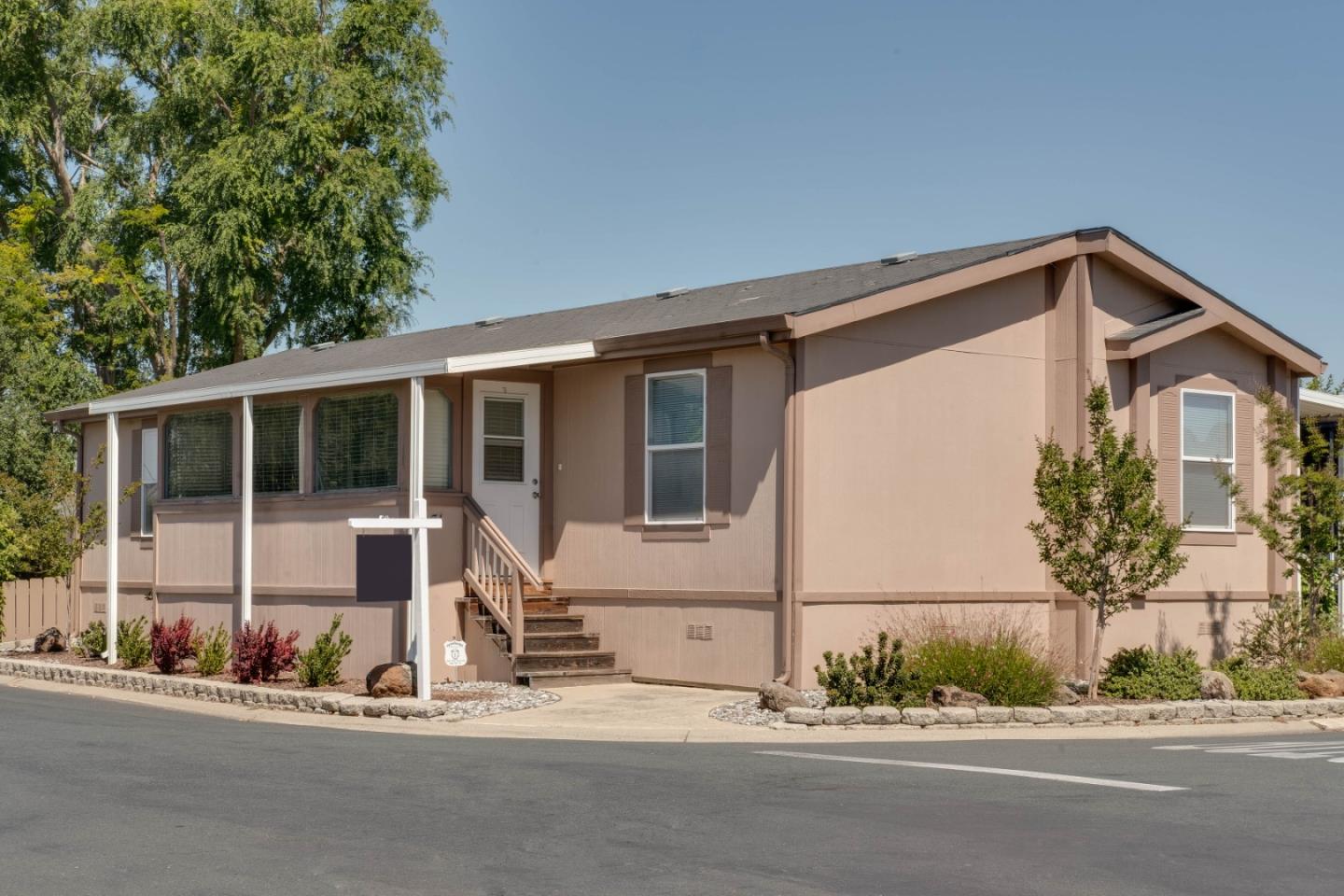 Detail Gallery Image 1 of 1 For 19690 N Hwy 99 #71 #71,  Acampo,  CA 95220 - 3 Beds | 2 Baths