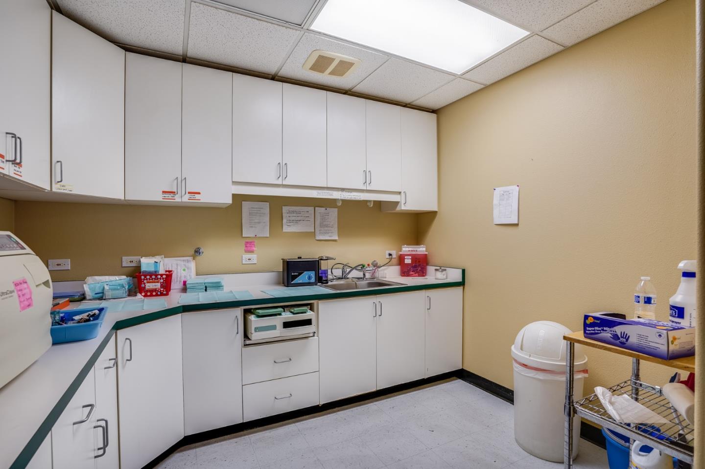 2425 California Street, MOUNTAIN VIEW, California 94040, ,Comm Industrial For Sale,For Sale,California Street,40964757