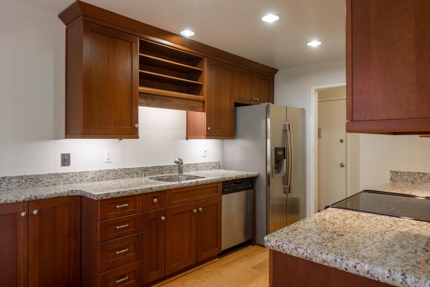 Detail Gallery Image 1 of 1 For 9500 Center St #60,  Carmel,  CA 93923 - 1 Beds | 1 Baths