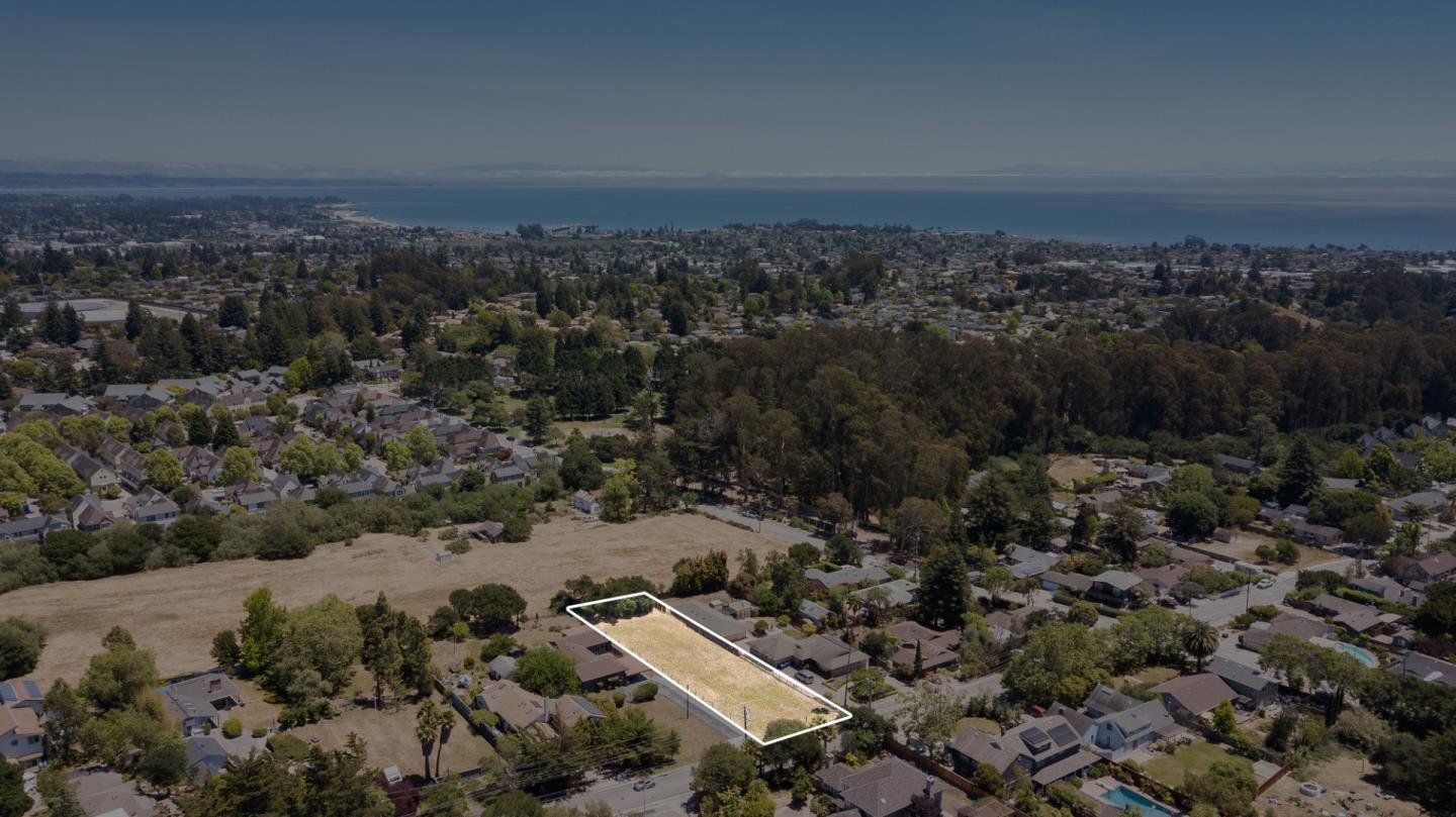 1032 Western Drive, SANTA CRUZ, California 95060, ,Lots And Land,For Sale,Western Drive,40964803