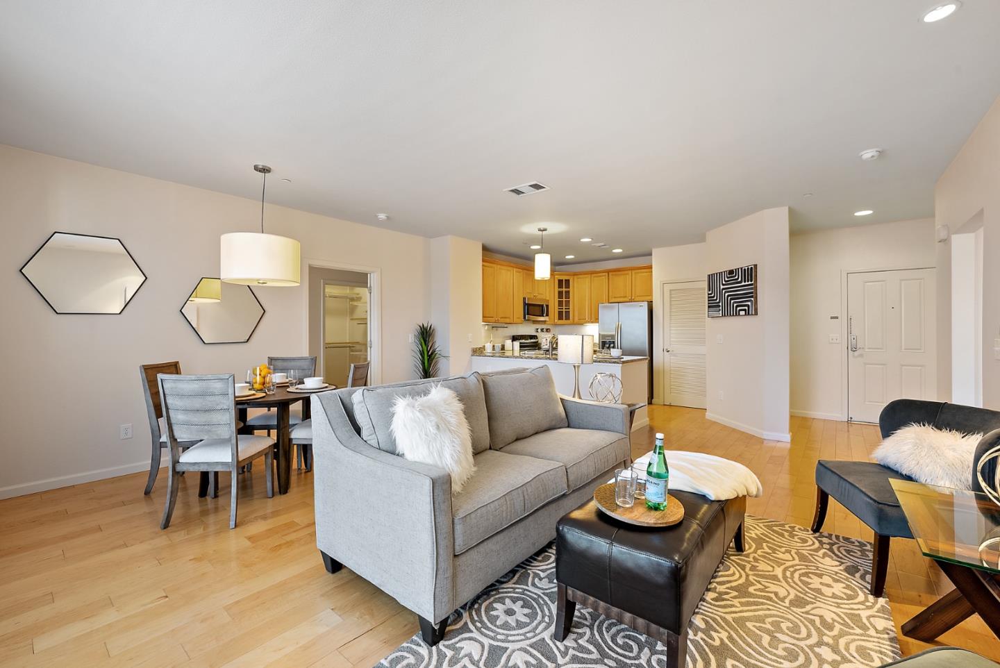 Detail Gallery Image 1 of 1 For 1445 Fruitdale Ave #205,  San Jose,  CA 95128 - 2 Beds | 2 Baths