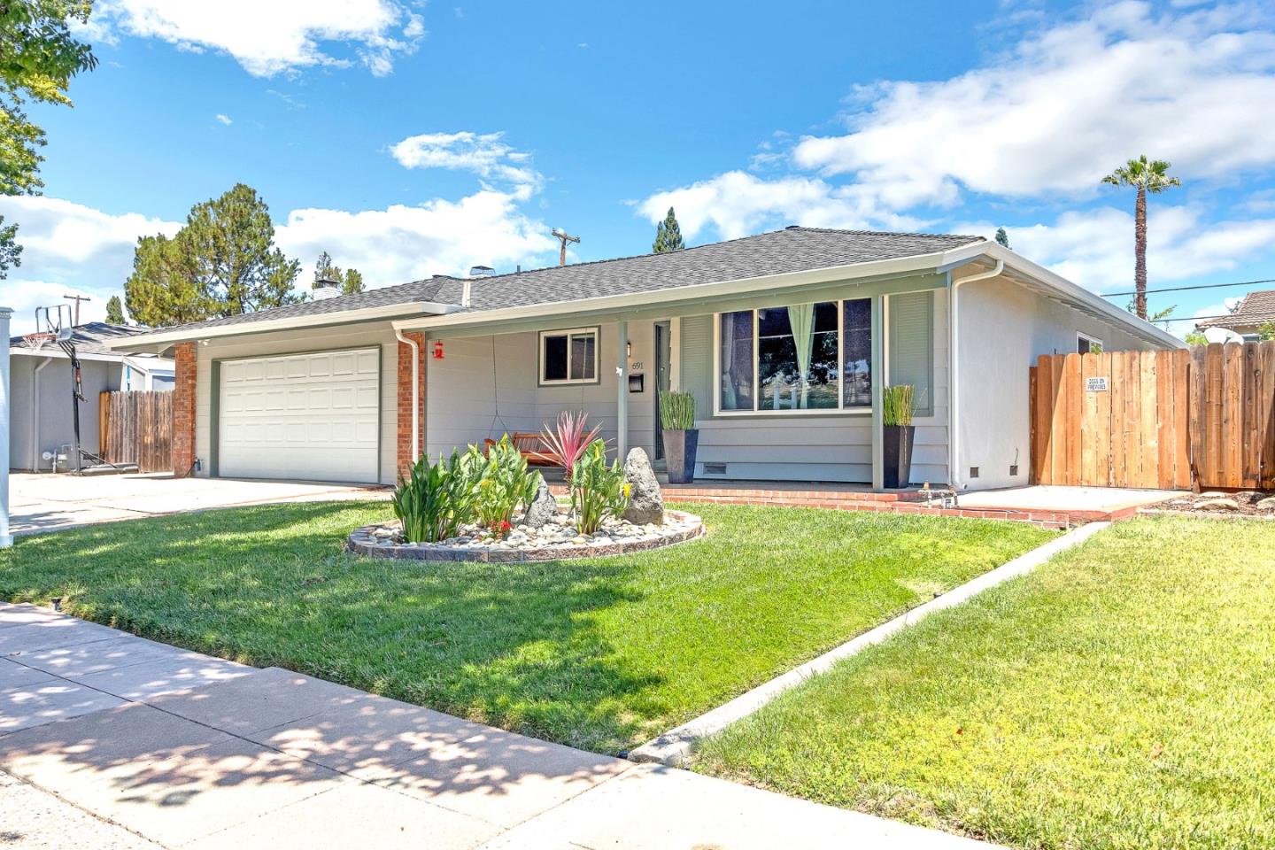 691 Alamo Dr, San Jose, CA 95123 4 Beds 2 Baths (Sold) ML81846988 MLSL