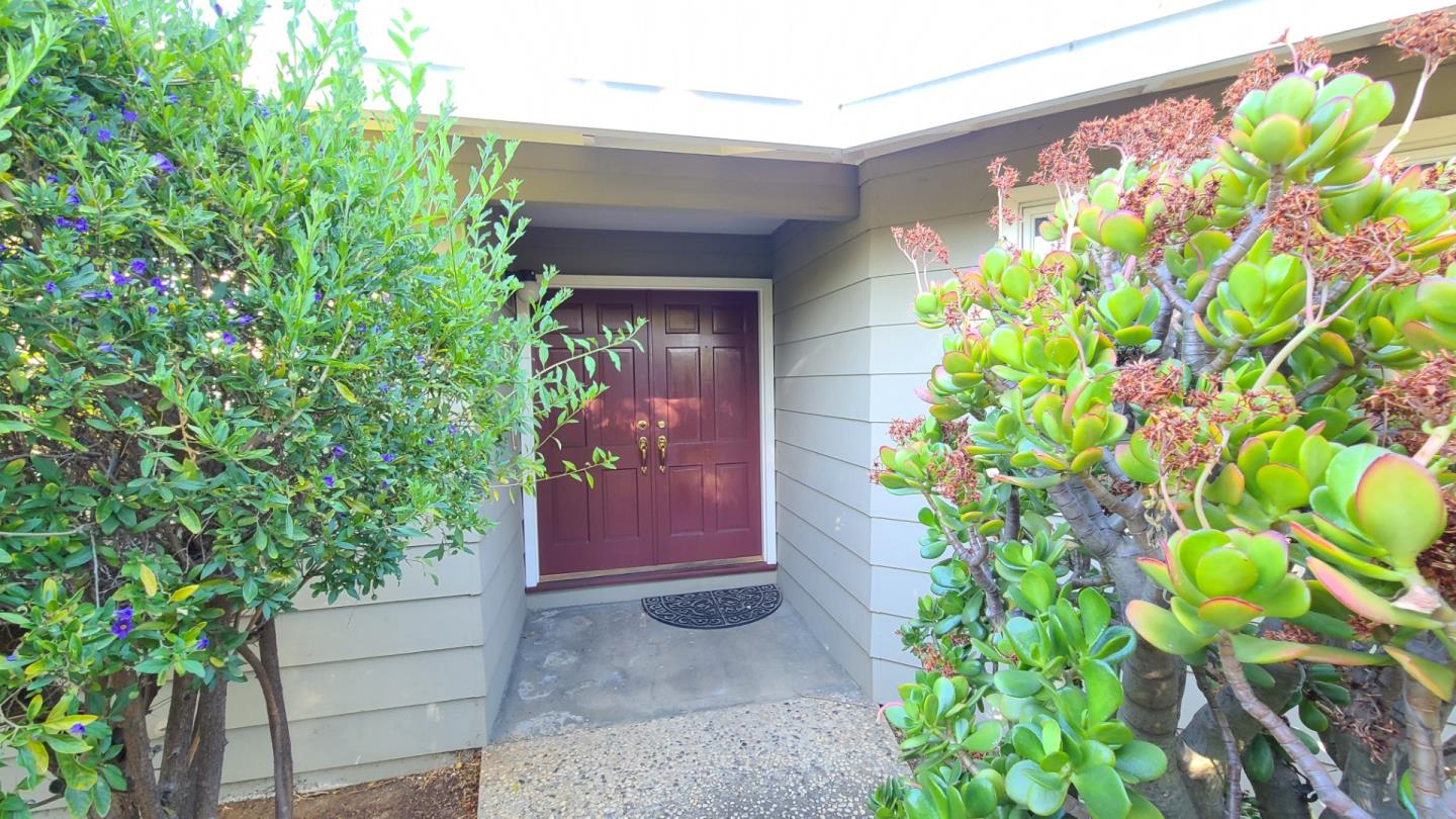 Detail Gallery Image 1 of 1 For 745 College Ct, Los Altos,  CA 94022 - 4 Beds | 2/1 Baths