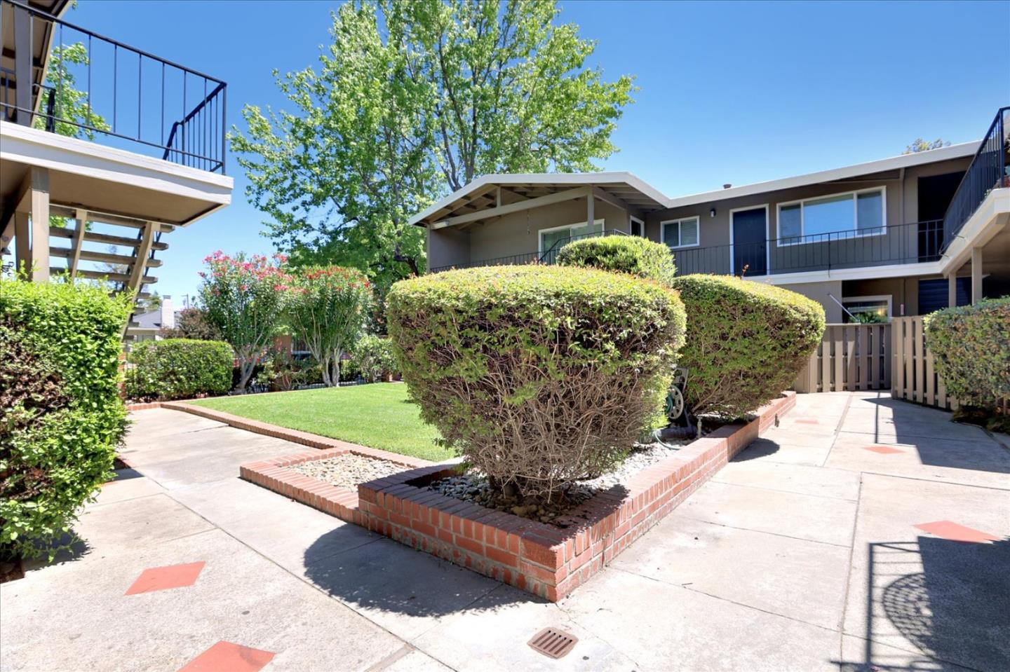 2970-2980 Van Sansul Avenue, SAN JOSE, California 95128, ,Comm Ri Multi-units 5+,For Sale,Van Sansul Avenue,ML81847056