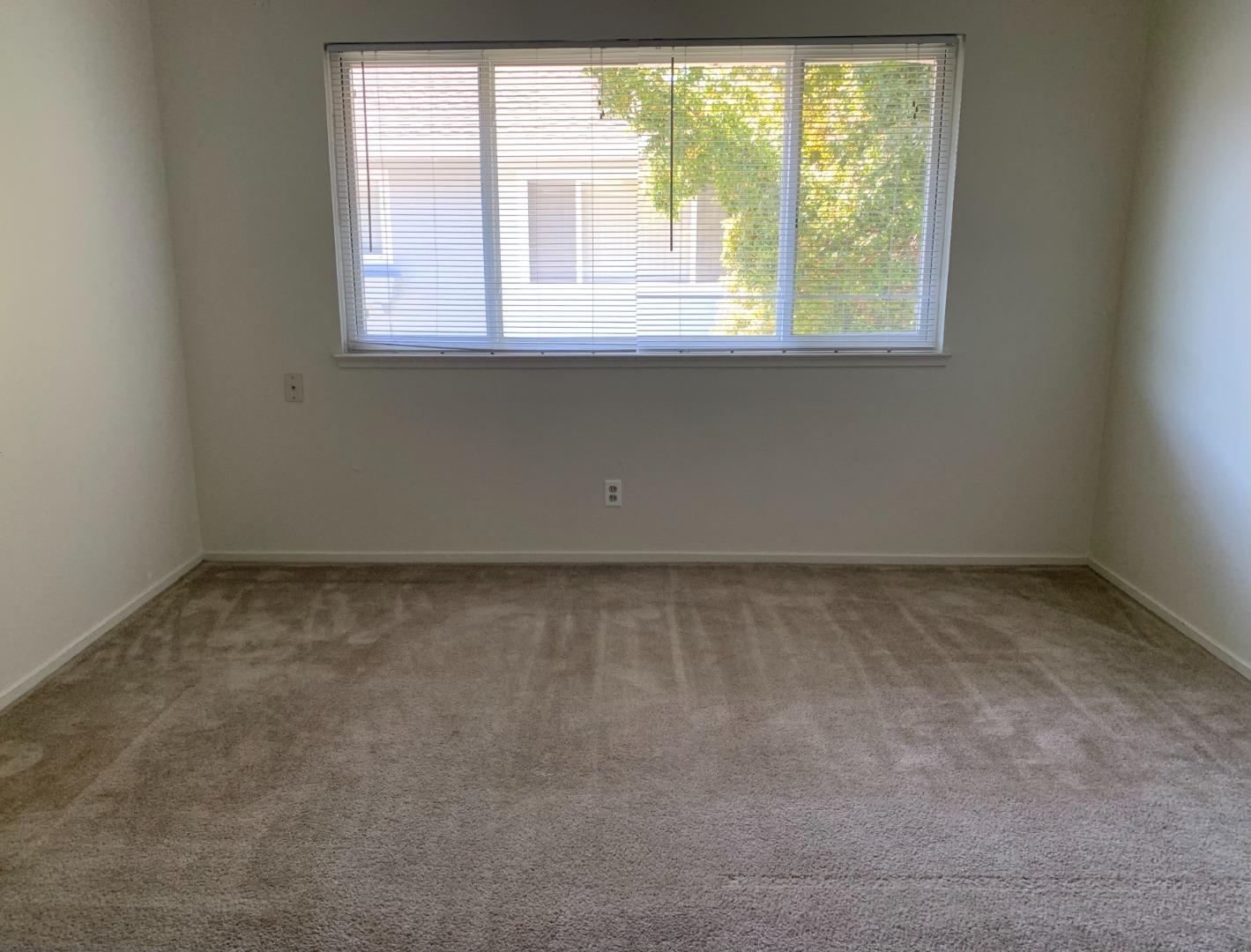 1810 Ednamary Way, Mountain View, CA 94040 Beds Baths