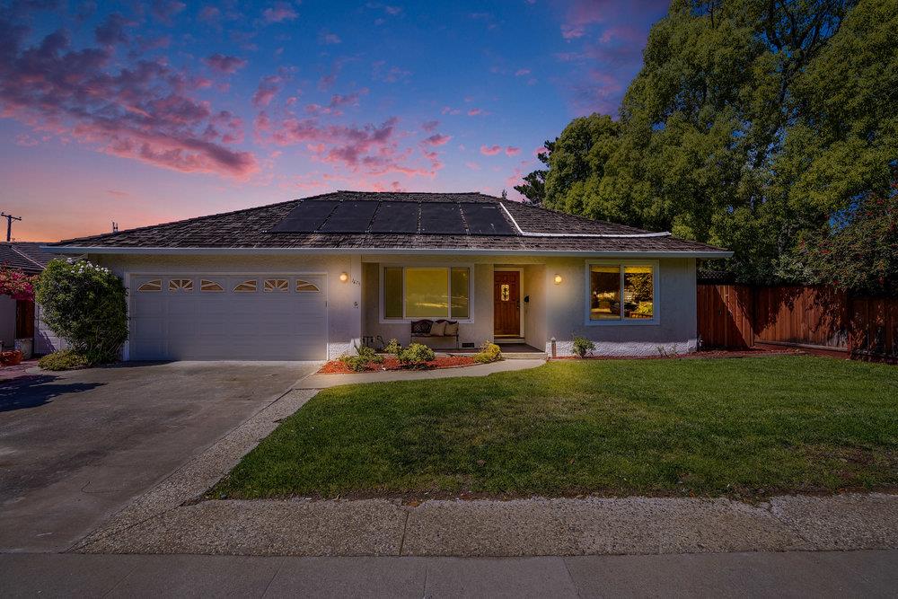 Detail Gallery Image 1 of 1 For 1675 Hyacinth Ln, San Jose,  CA 95124 - 4 Beds | 2 Baths