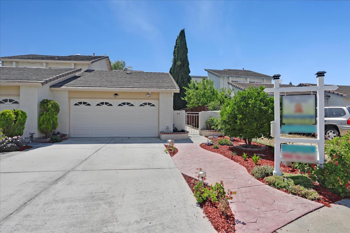 Detail Gallery Image 1 of 1 For 913 Jungfrau Ct, Milpitas,  CA 95035 - 2 Beds | 2/1 Baths