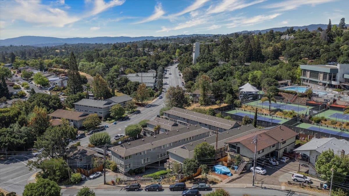 3524 Farm Hill Blvd, Redwood City, CA 94061 Beds Baths