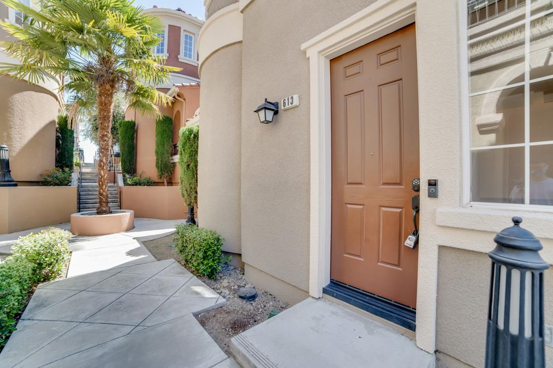 Detail Gallery Image 1 of 1 For 613 Adeline Ave, San Jose,  CA 95136 - 1 Beds | 1/1 Baths