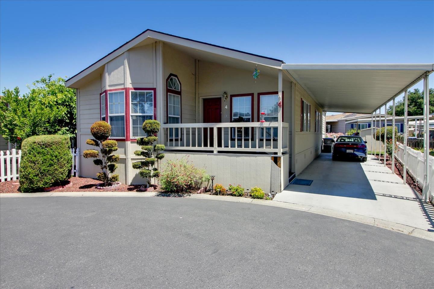 5450 Monterey Rd 4, San Jose, CA 95111 3 Beds 2 Baths