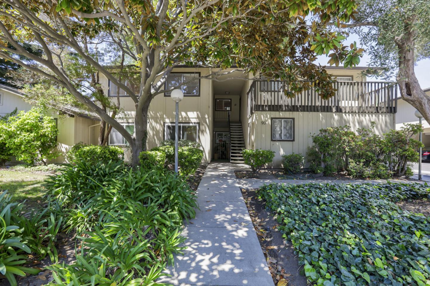 Detail Gallery Image 1 of 1 For 90 Flynn Ave #C,  Mountain View,  CA 94043 - 2 Beds | 1 Baths