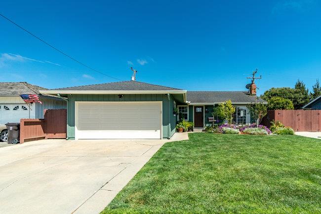 Detail Gallery Image 1 of 1 For 1325 Dickens Dr, Salinas,  CA 93901 - 3 Beds | 2 Baths
