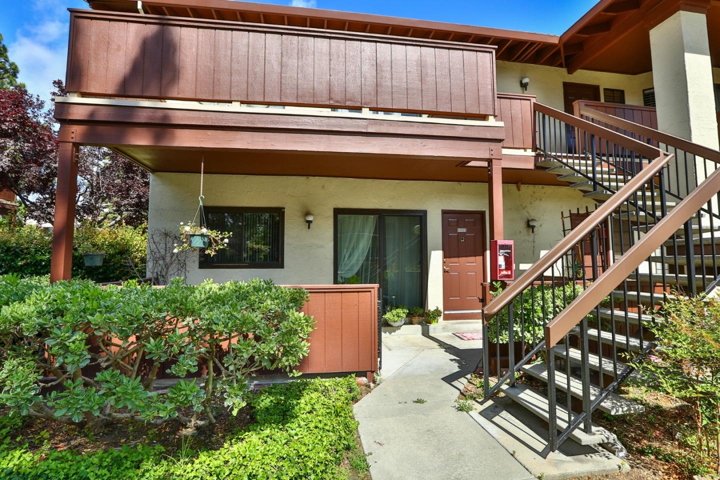 Detail Gallery Image 1 of 1 For 473 Costa Mesa Ter a,  Sunnyvale,  CA 94085 - 3 Beds | 2 Baths