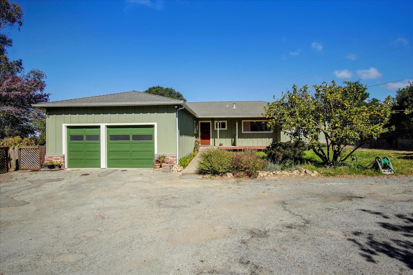 1451 Castroville Blvd, Salinas, CA 93907 4 Beds 2 Baths (Sold