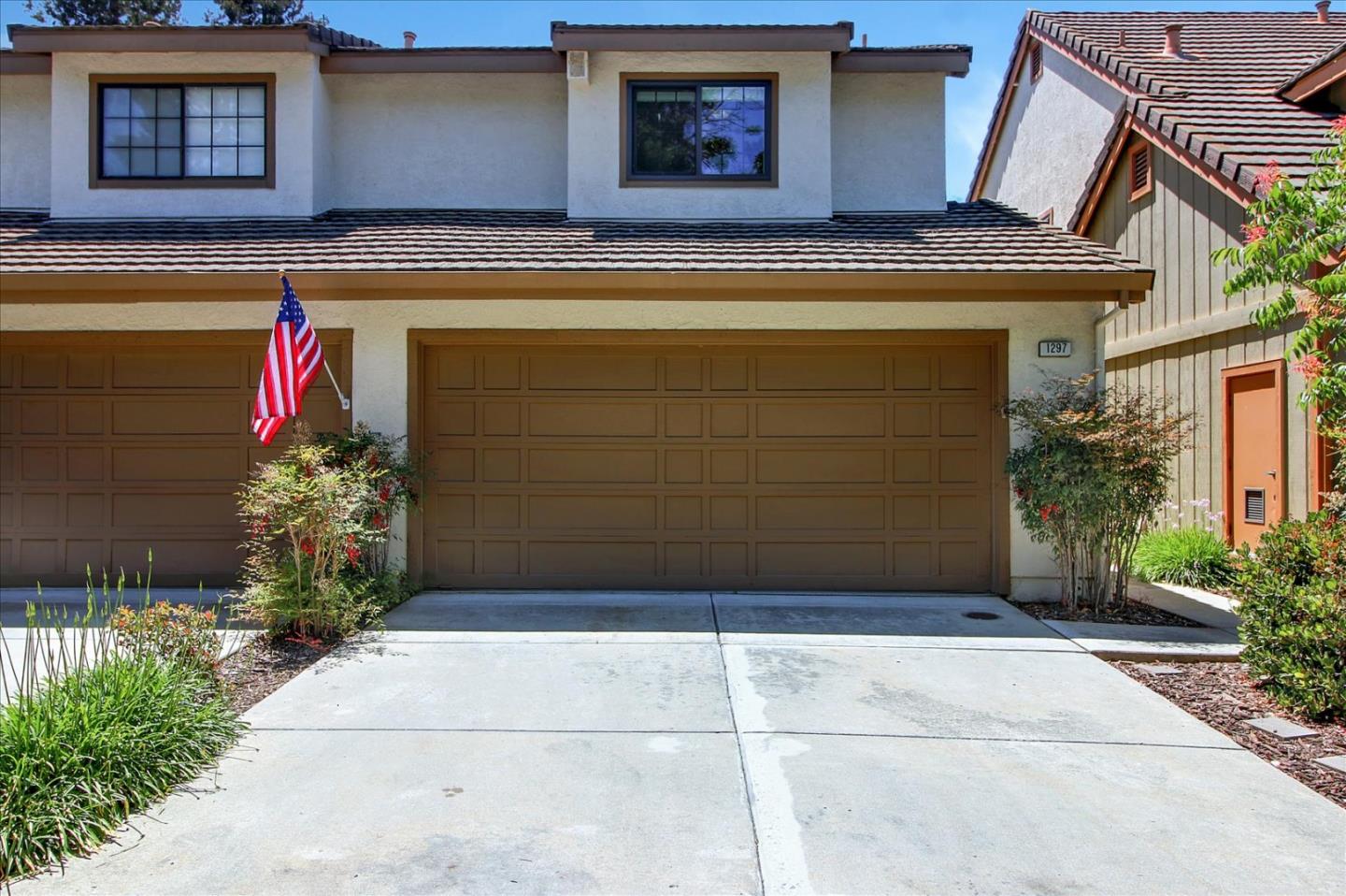 Detail Gallery Image 1 of 1 For 1297 Weibel Way, San Jose,  CA 95125 - 2 Beds | 2/1 Baths